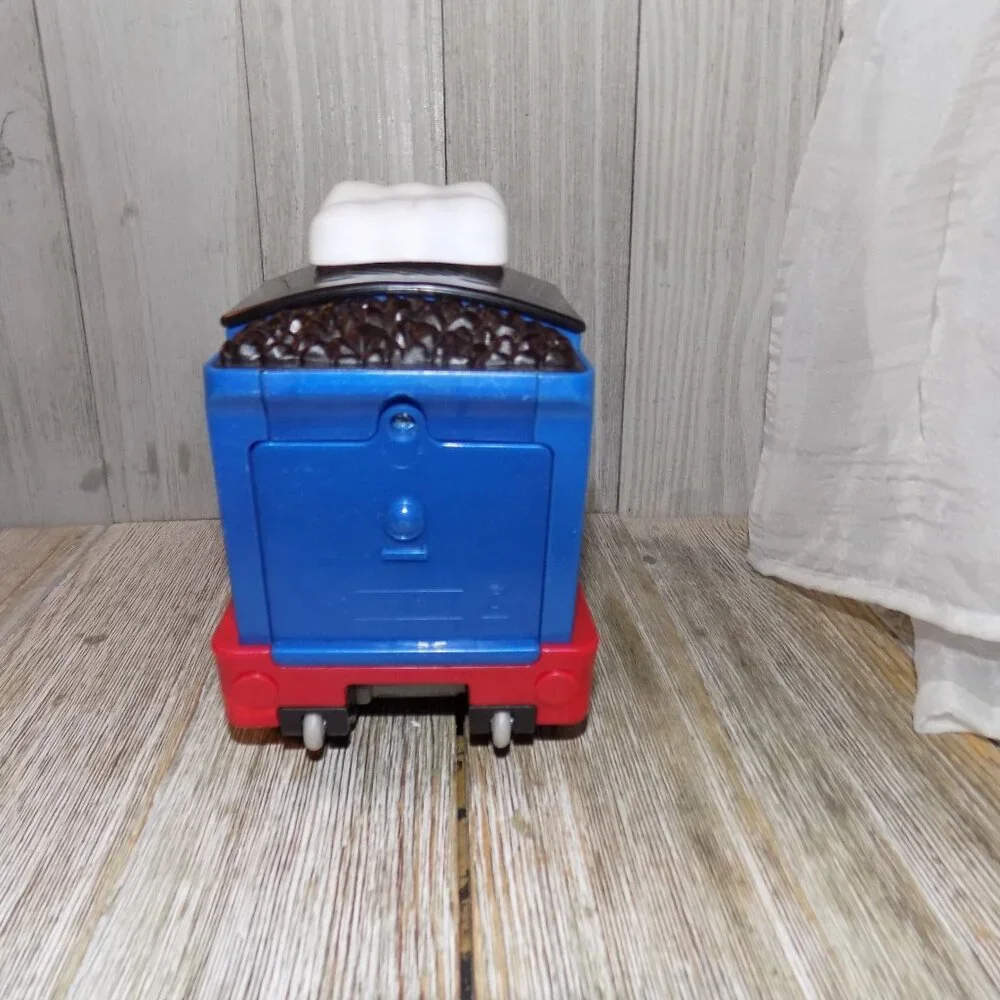 THOMAS THE TRAIN Gullane Thomas Limited 2014 Mattel NOT WORKING FOR PARTS OR REP